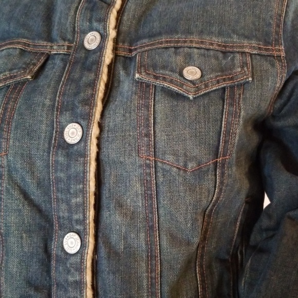 Size XS GAP Denim Jacket - Picture 2 of 7
